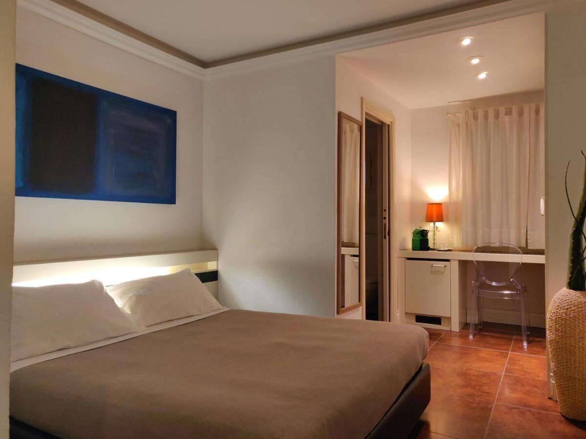 Best Season Reggio Calabria Room photo