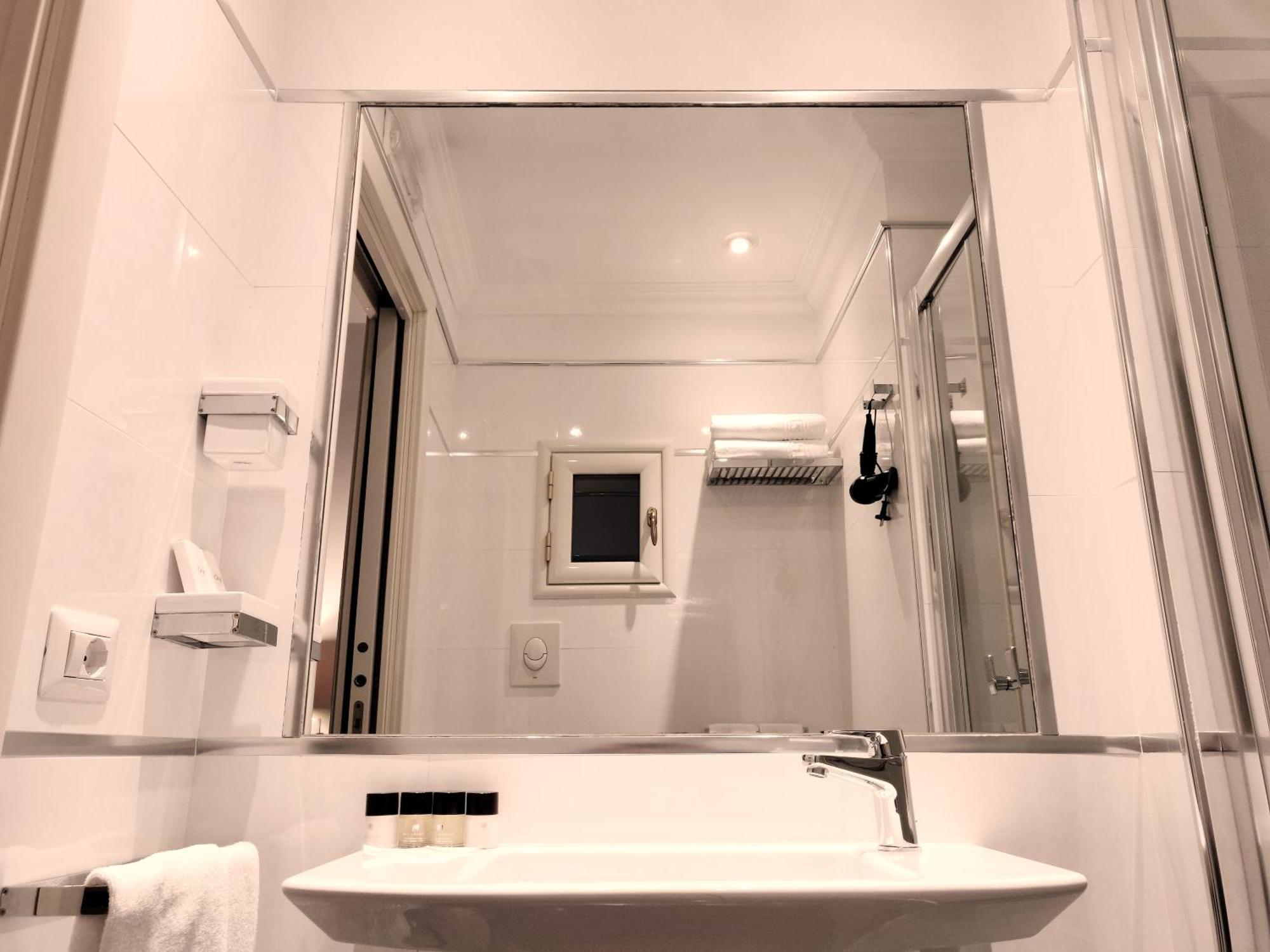 Best Season Reggio Calabria Room photo